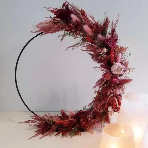 Pakket 9/1 - Droogbloemenkrans in roze tinten op metalen frame
