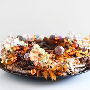 Pakket 4 : Berkenkrans op schaal met ledverlichting, droogmaterialen en kunstbloemen