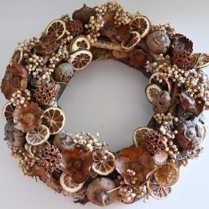 Pakket Herfst 31: krans met berkentakken en natuurlijke materialen