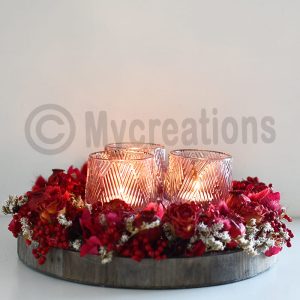 Pakket valentijn 10: houten schaal met droogbloemen