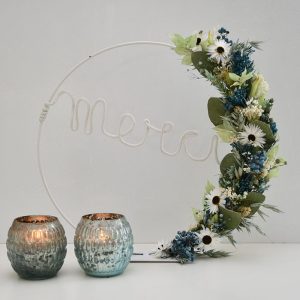Pakket 39 -  Ronde staander met droogbloemen in blauwgroene  kleuren