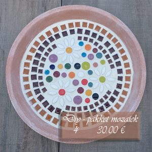 Pakket 4 - Ronde terracota schaal met mozaïek
